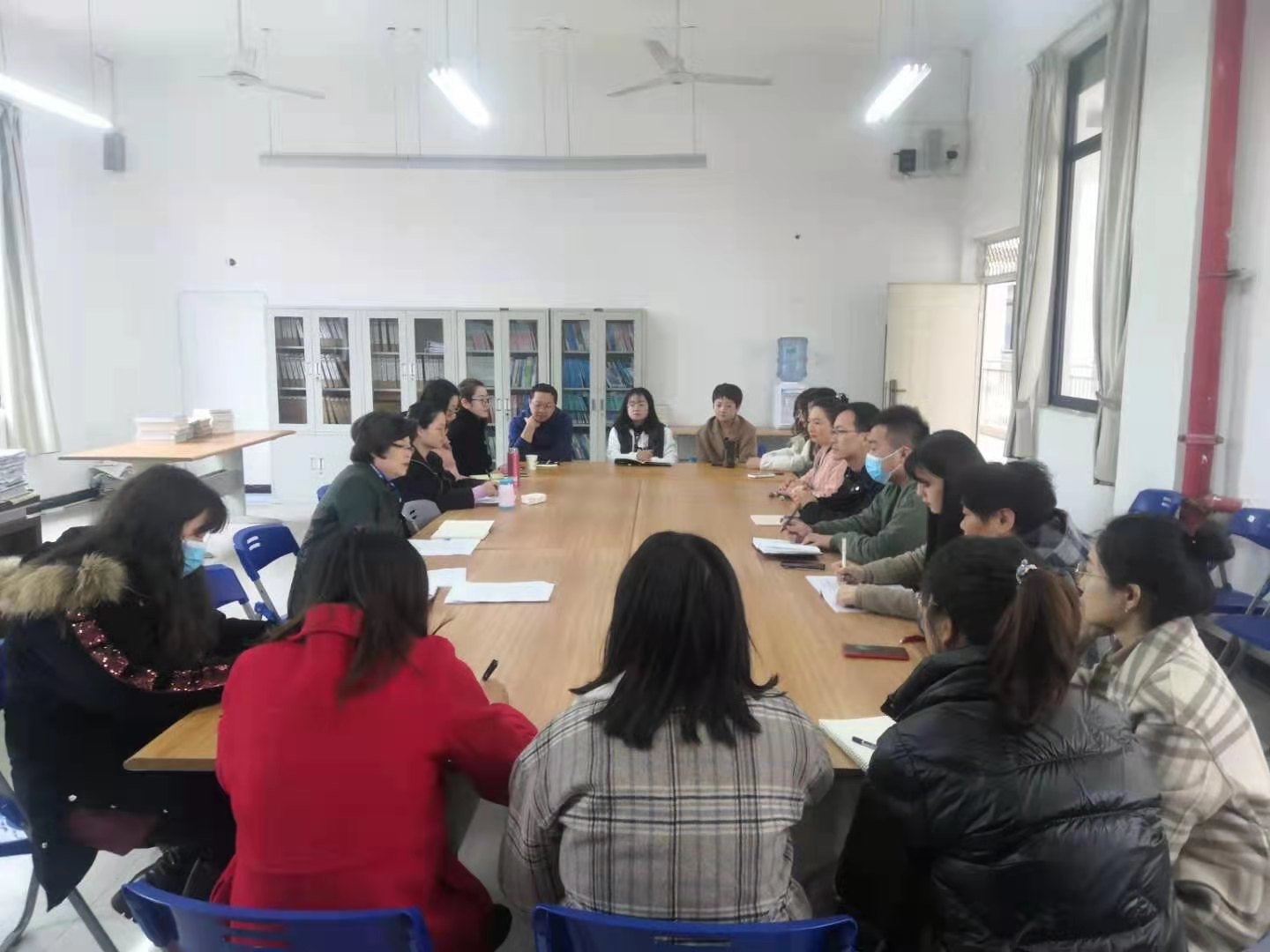 医护学院召开师德师风建设专题培训会议(图2)